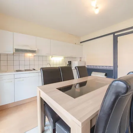 Apartment Dahlia Lägenhet Bredene